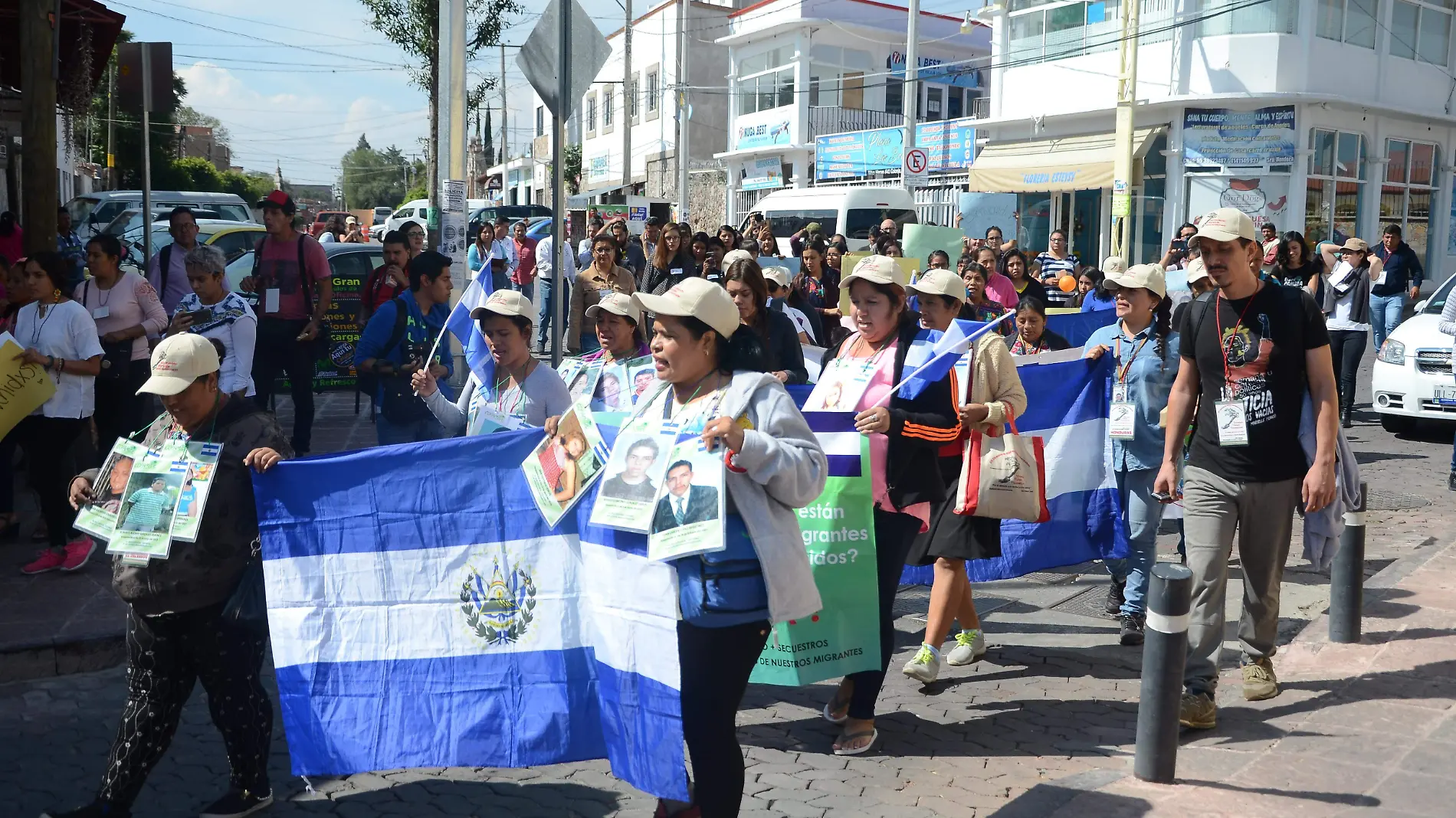 CARAVANA PORTADA